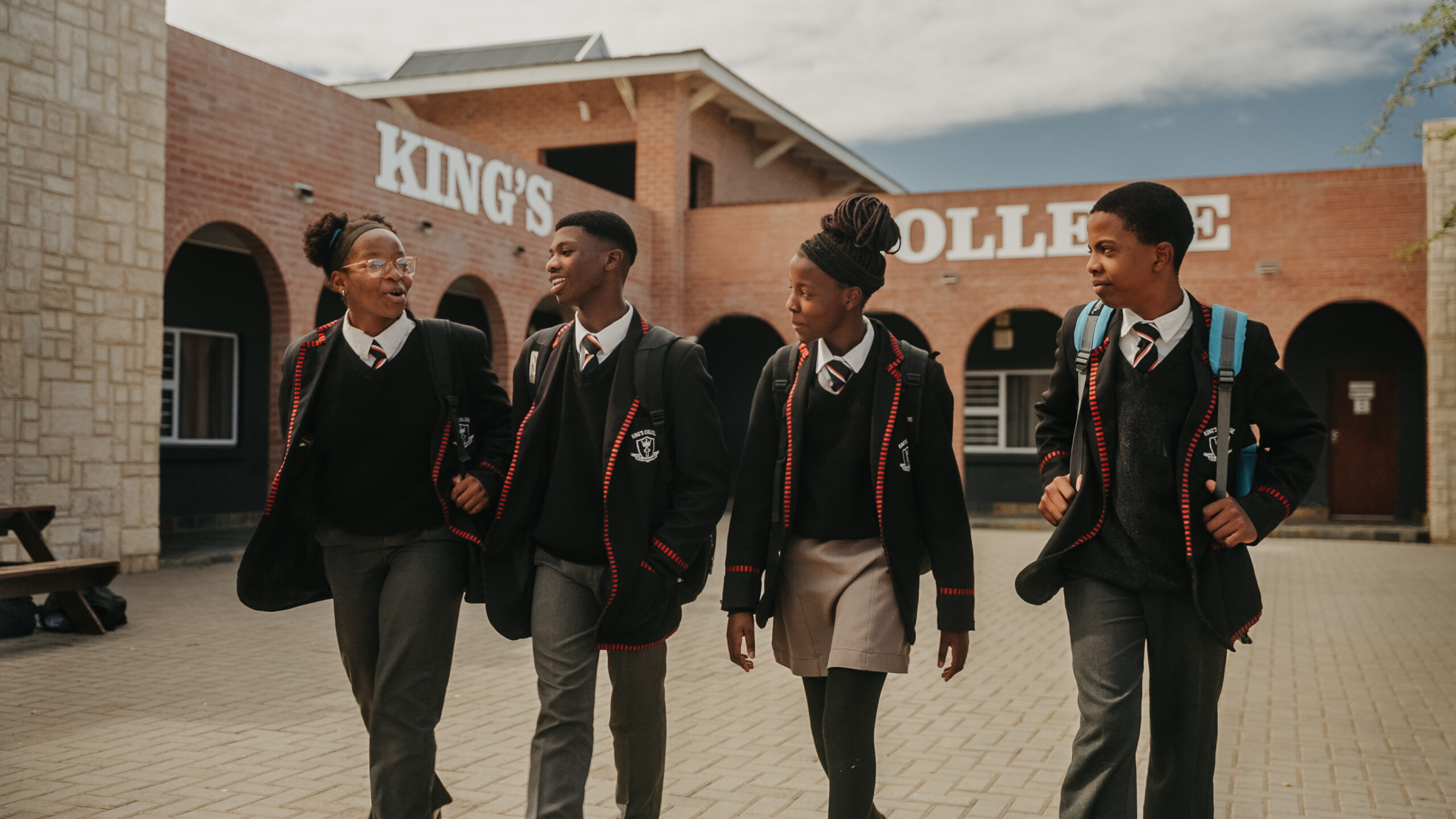 King's College High School